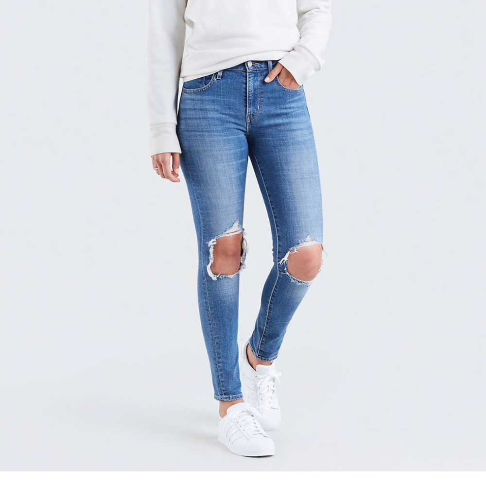 Levi’s 721 High Rise Ripped Skinny Jeans